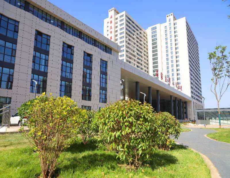 石家庄市领导与市民共话发展未来